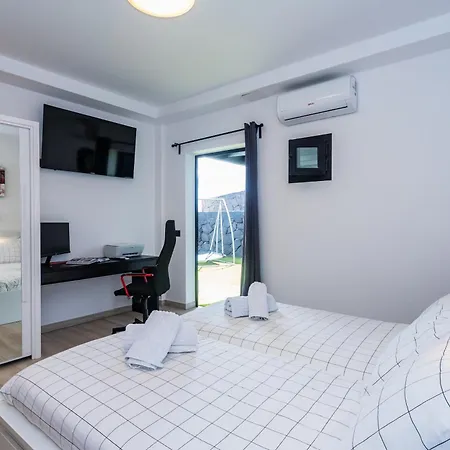 Apartment Great View - Luxury With Sea View